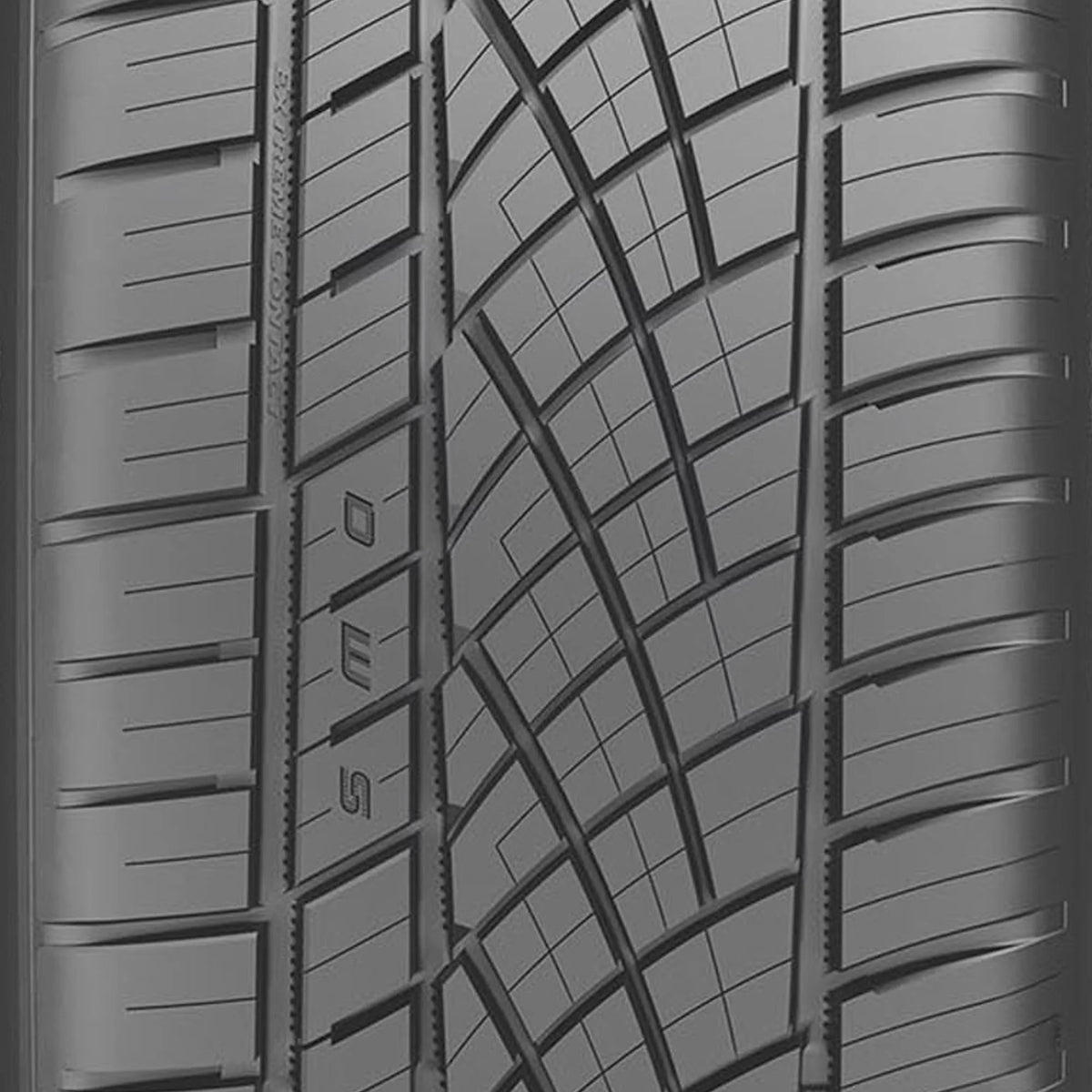 225/45ZR19 92W Ultra High Performance Tire A702747