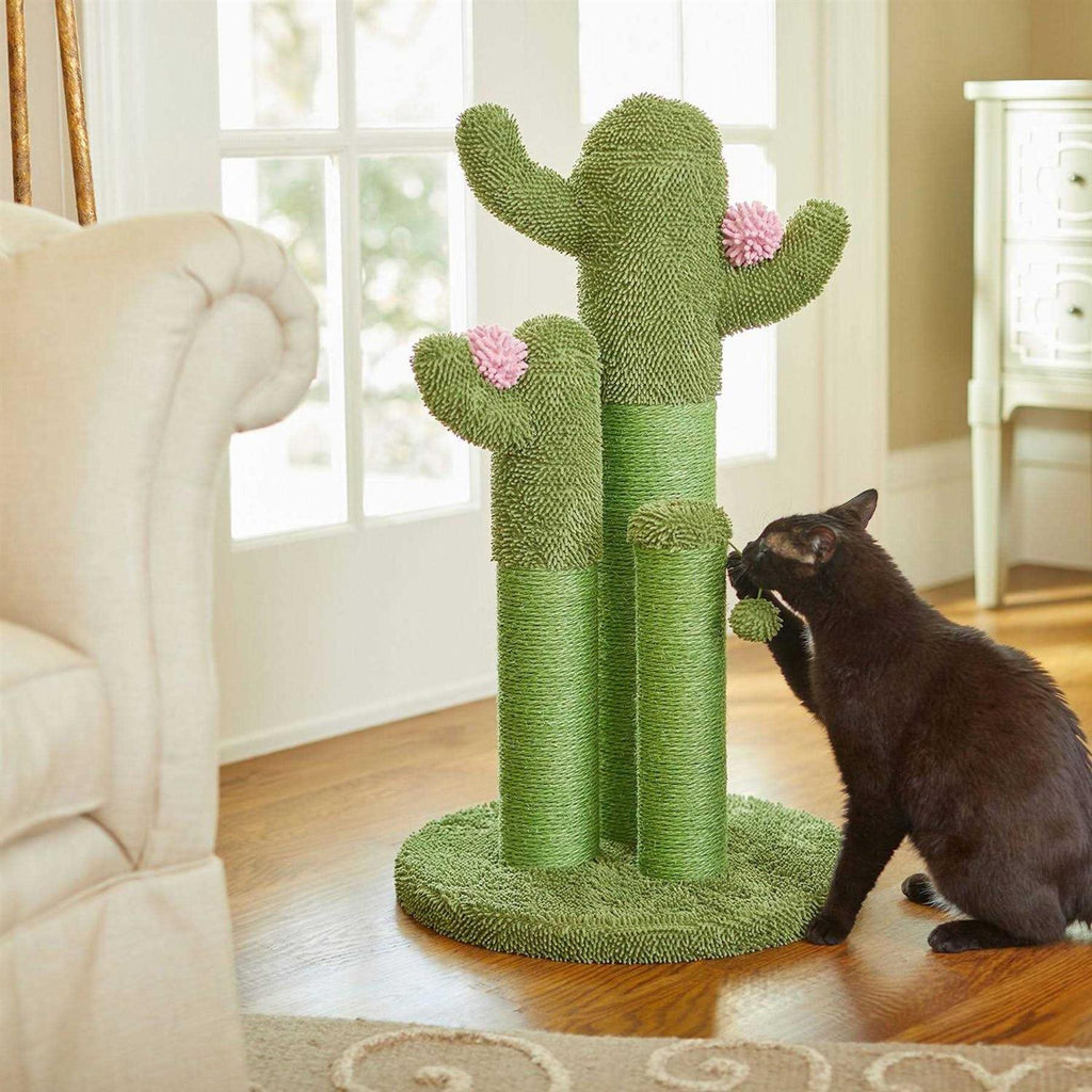 Cat Scratching Post E555