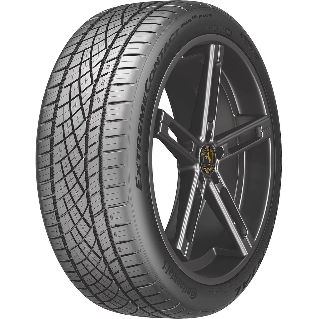 225/45ZR19 92W Ultra High Performance Tire A702747